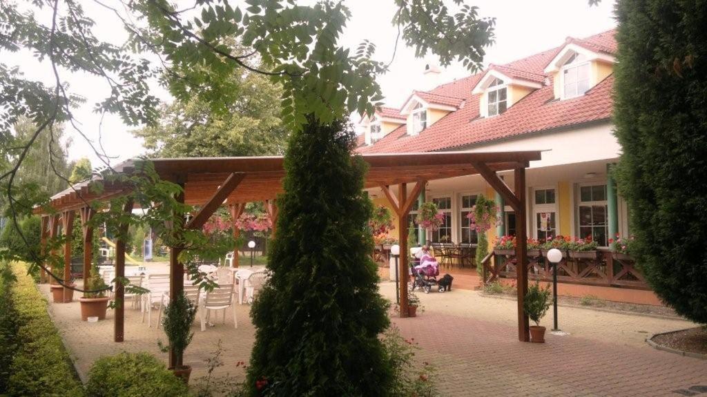 Penzion Oaza Steti Exterior photo